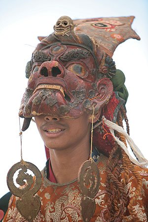 Цам - танцы гневных буддийских божеств