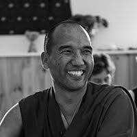 Лама Тензин Зангпо: «Об успехах в практике можно судить по тому, есть ли у вас скромность, спокойствие и любовь к другим существам»...