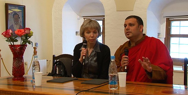 Тензин Приядарши. Буддизм в диалоге религий Тензин Приядарши. Буддизм в диалоге религий