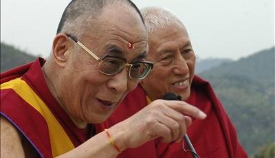 Самдонг Ринпоче: "Если вы ставите свою школу выше других, значит Дхарма не затронула ваше сердце"