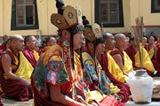 Огненной пуджей завершили ретрит по практике Ваджрайогини буддисты Калмыкии