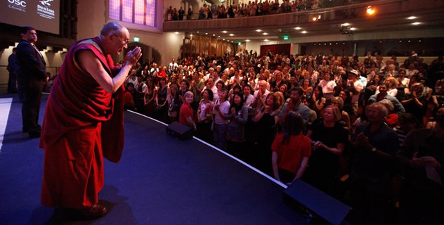 В университете Южной Калифорнии Далай-лама говорил о светской этике и развитии человеческого потенциала