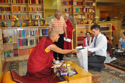 Гьялванг Кармапа прочитал для американских студентов курс лекций о сострадании