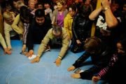 Фоторепортаж. В дацане Петербурга провели церемонию разрушения мандалы