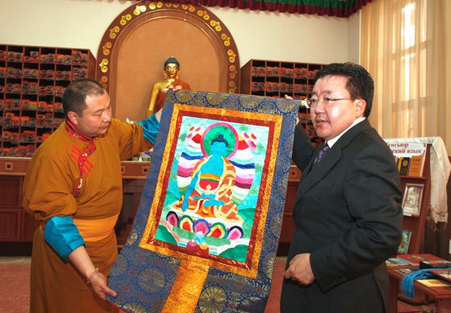 Президент Монголии назвал главный буддийский храм Калмыкии «очень красивым»