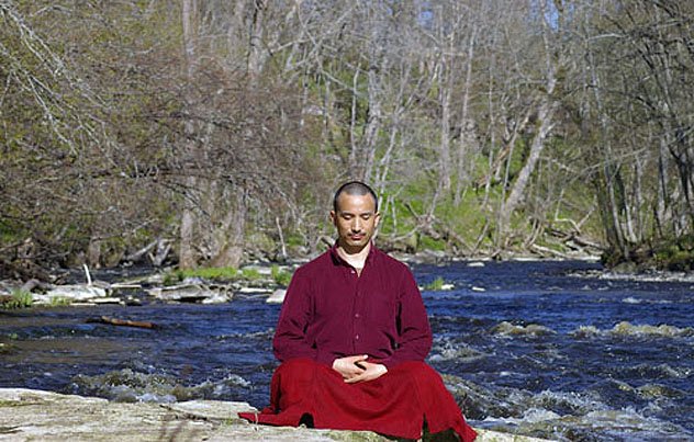 Лама Сангье:  «Затворничество не терпит поспешности и поверхностности» Лама Сангье:  «Затворничество не терпит поспешности и поверхностности»