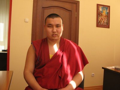 Калмыцкие монахи поздравили с днем рождения обитателей Элистинского дома-интерната