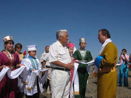 Ступа Просветления открыта в Догзмакине Ступа Просветления открыта в Догзмакине
