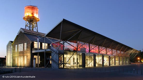 Рурская триеннале: струящийся Вагнер добрался до буддизма