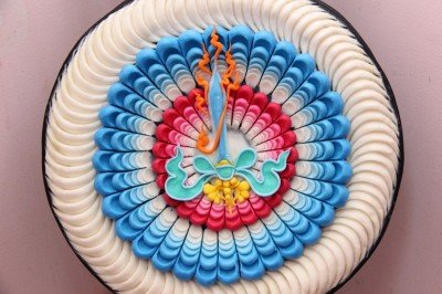 В центральном буддийском храме Калмыкии монахи монастыря Гьюдмед возводят мандалу Ямантаки и изготавливают масляные скульптуры