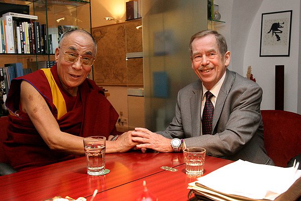 Далай-лама приедет в Прагу