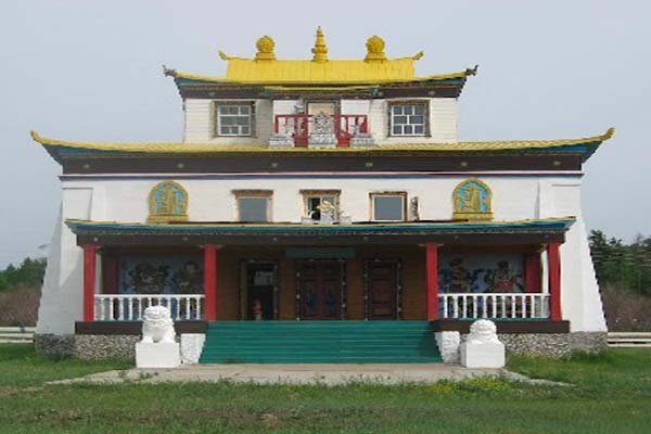 В Кижингинском дацане завершилось затворничество по практике Авалокитешвары