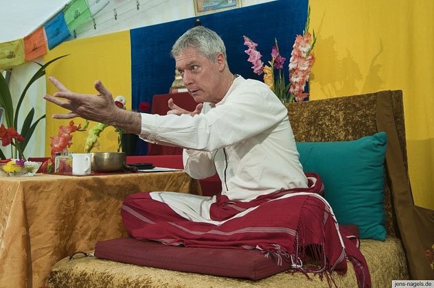 Алан Уоллес прочитает в Москве лекцию «Сбалансированный ум в несбалансированной среде современного мира»