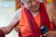 Фото. Выдающийся учитель Дрикунг Кагью Кьябдже Гарчен Ринпоче посетил Киев