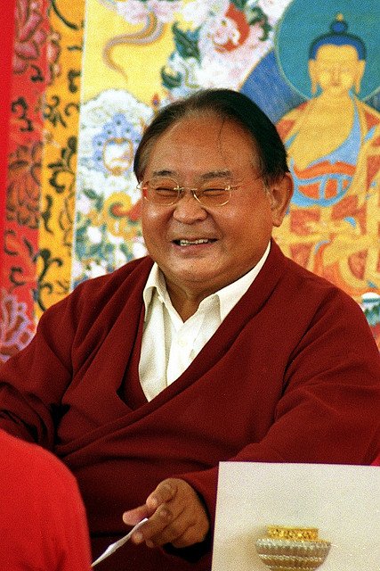 Согьял Ринпоче: "Смерть − зеркало, в котором отражается правда жизни"