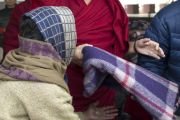 Фоторепортаж. 17-й Кармапа раздал 1000 одеял самым бедным жителям Бодхгаи