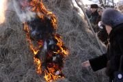 Фоторепортаж. В Туве ритуально провожают уходящий год
