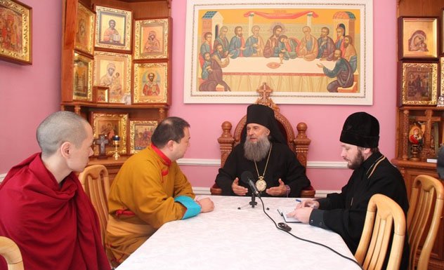 Тэло Тулку Ринпоче встретился с владыкой Зиновием