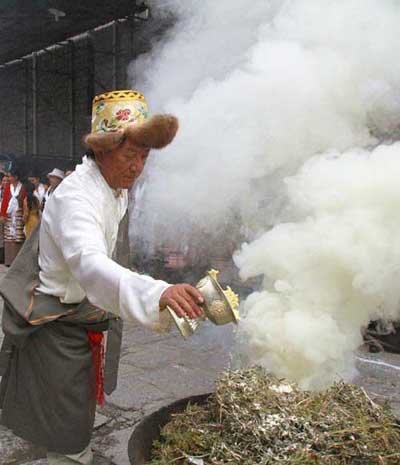 Молитвенные флаги Тибета. Размещение и обращение с ними