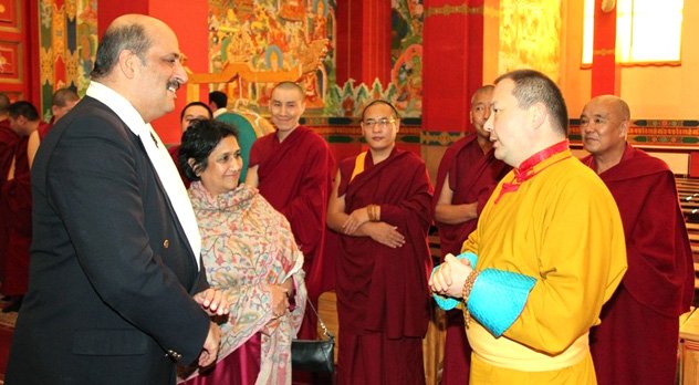 Посол Индии посетил главный буддийский храм Калмыкии