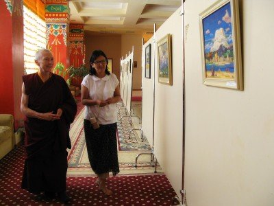 В Калмыкии побывала бхикшуни Карма Легше Цомо В Калмыкии побывала бхикшуни Карма Легше Цомо