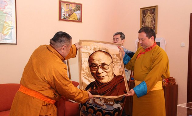 Тэло Тулку Ринпоче: Наше будущее создается в каждый отдельный момент настоящего Тэло Тулку Ринпоче: Наше будущее создается в каждый отдельный момент настоящего