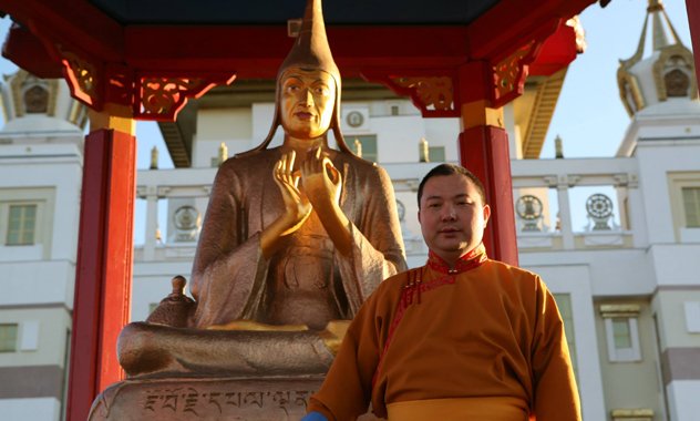 Тэло Тулку Ринпоче: Наше будущее создается в каждый отдельный момент настоящего Тэло Тулку Ринпоче: Наше будущее создается в каждый отдельный момент настоящего