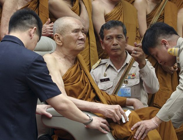 Его Святейшество Далай-лама выразил соболезнования в связи с кончиной верховного патриарха Таиланда