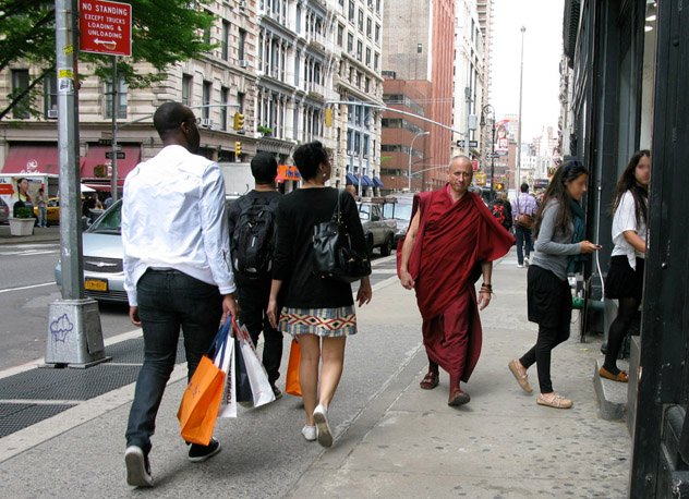 Николас Вриленд. Самый необычный настоятель