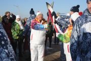 «Золотая обитель Будды Шакьямуни» приняла эстафету Олимпийского огня
