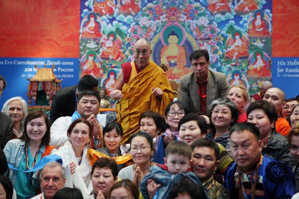 «Ни в коем случае не отчаивайтесь». Учения Его Святейшества Далай-ламы XIV