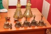 Монахи монастыря Дрепунг Гоманг строят мандалы Чакрасамвары