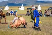 Статуи восьми божеств подарили Анинскому дацану в Бурятии в праздник 108 субурганов