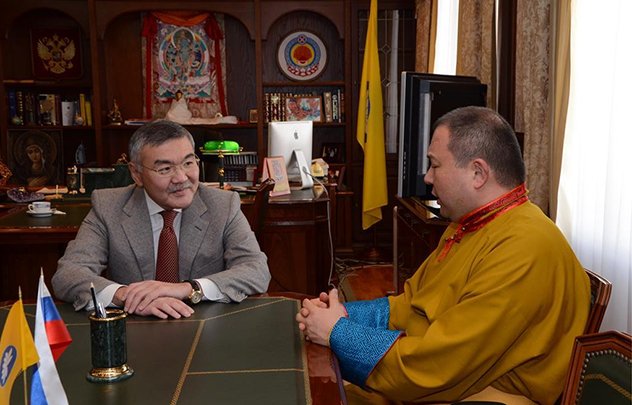 В Калмыкии прошли торжества по случаю назначения Тэло Тулку Ринпоче почетным представителем Его Святейшества Далай-ламы