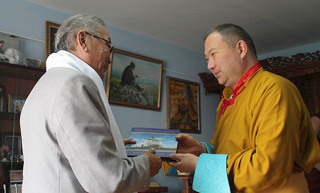 Тэло Тулку Ринпоче: Тува развивается и материально, и духовно