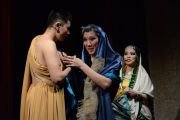 Тэло Тулку Ринпоче и Роберт Турман посмотрели новый спектакль «Я — Будда»