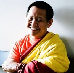 В день Сака Дава Дучен в «Ганден Тендар Линге» пройдут практики с геше Джампой Дакпой