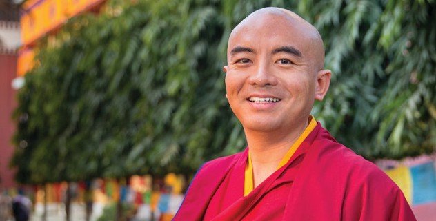 Йонге Мингьюр Ринпоче дарует учения в Москве Йонге Мингьюр Ринпоче дарует учения в Москве