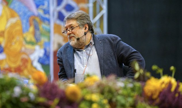 Далай-лама в Риге: о счастье, деньгах, вере и Третьей мировой войне