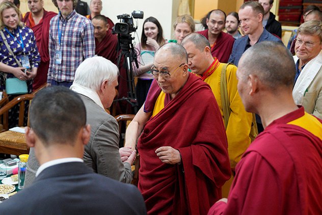Александр Каплан. Три вопроса Далай-ламе