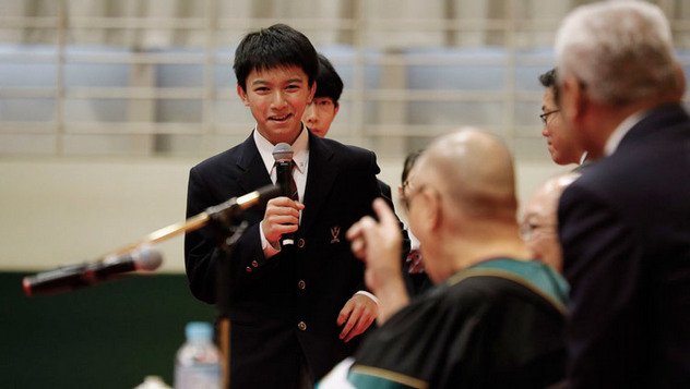 Далай-лама посетил университет Рейтаку Далай-лама посетил университет Рейтаку