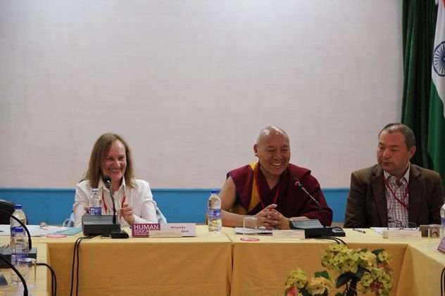 Миру нужна новая концепция образования с альтруизмом, заявили в Индии