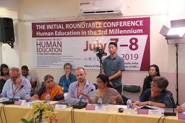 Миру нужна новая концепция образования с альтруизмом, заявили в Индии