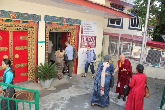 Миру нужна новая концепция образования с альтруизмом, заявили в Индии