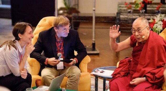 Мария Фаликман. Три урока Далай-ламы Мария Фаликман. Три урока Далай-ламы