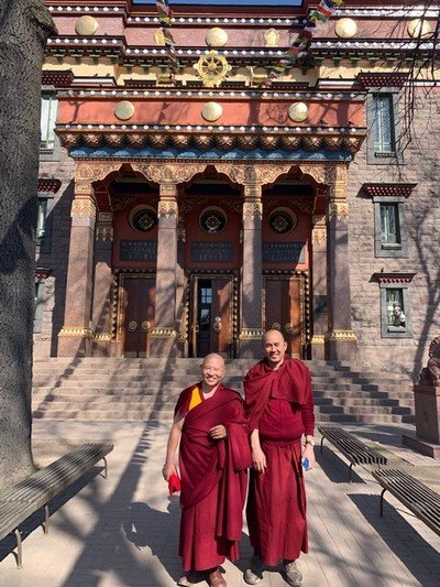 Геше Нгаванг Тукдже проведет учения и практики в Санкт-Петербурге