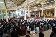 Его Святейшество Далай-лама выступает с обращением во время встречи с делегатами 3-го специального генерального собрания ЦТА. Дхарамсала, штат Химачал-Прадеш, Индия. 6 октября 2019 г. Фото: Тензин Чойджор (офис ЕСДЛ).