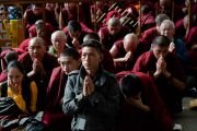 Участники учений Его Святейшества Далай-ламы для корейских буддистов принимают обеты бодхисаттвы во время церемонии зарождения бодхичитты. Дхарамсала, Индия. 6 ноября 2019 г. Фото: дост. Тензин Джампхел