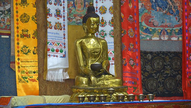 В Национальном музее Тувы открывается выставка «Священные реликвии» В Национальном музее Тувы открывается выставка «Священные реликвии»