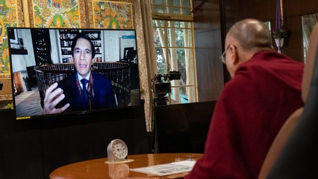 Далай-лама прочитал лекцию о необходимости сострадания для выживания человечества